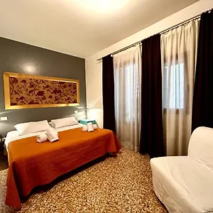 Grimaldi Cannaregio Venise